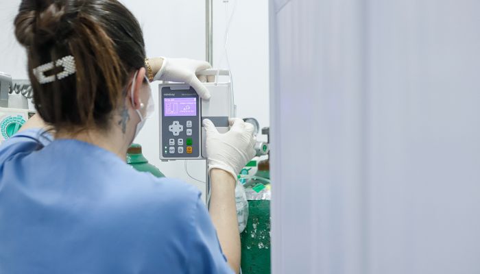 Foto: Roberto Dziura Jr/AEN Estado publica edital do concurso público com 641 vagas para o Quadro Próprio da Saúde